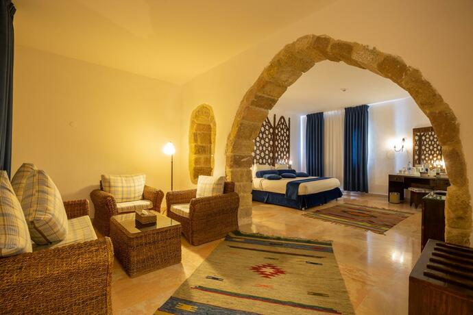 Imagen general del Hotel The Old Village & Resort. Foto 39