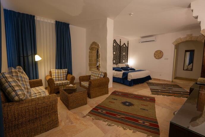 Imagen general del Hotel The Old Village & Resort. Foto 42