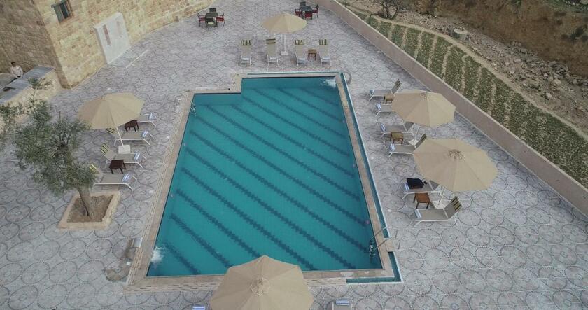 Imagen general del Hotel The Old Village & Resort. Foto 49