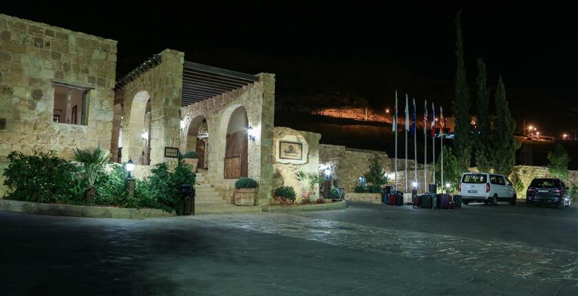 Imagen general del Hotel The Old Village & Resort. Foto 54