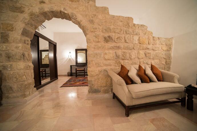 Imagen general del Hotel The Old Village & Resort. Foto 60