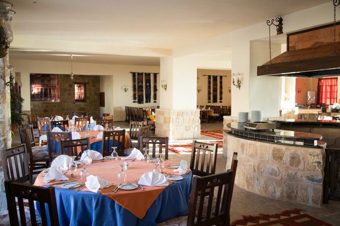Imagen general del Hotel The Old Village & Resort. Foto 68