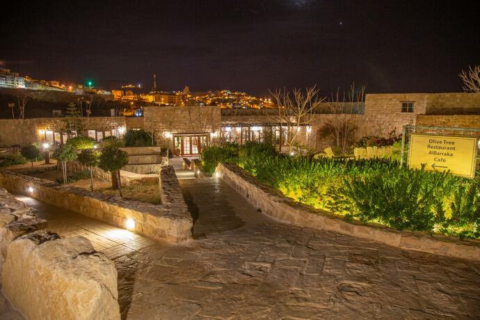 Imagen general del Hotel The Old Village & Resort. Foto 102