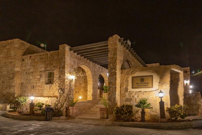 Imagen general del Hotel The Old Village & Resort. Foto 109