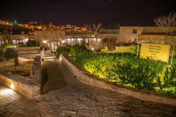 Imagen general del Hotel The Old Village & Resort. Foto 113