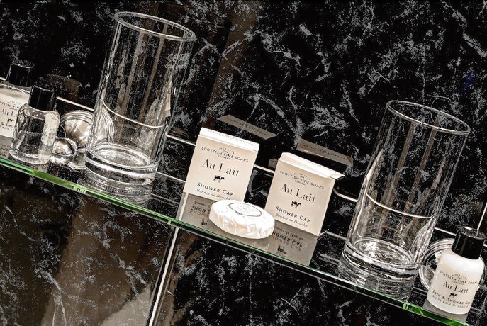 Imagen de la habitación del Hotel The Old White Lion. Foto 13