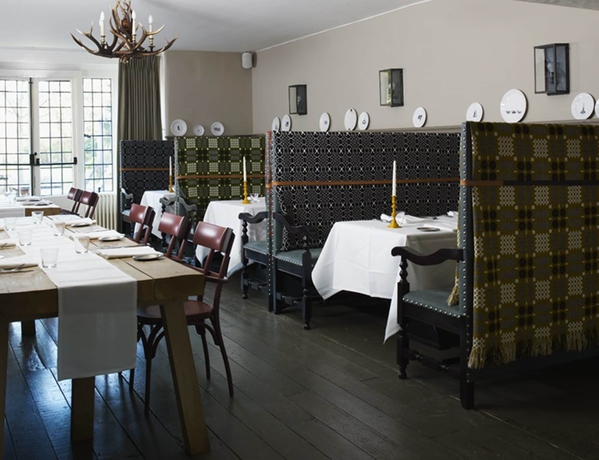 Imagen del bar/restaurante del Hotel The Olde Bell. Foto 4