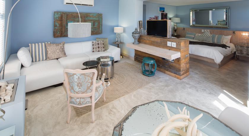 Imagen de la habitación del Hotel The Olive Exclusive All-suite. Foto 7