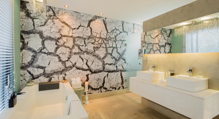 Imagen de la habitación del Hotel The Olive Exclusive All-suite. Foto 8