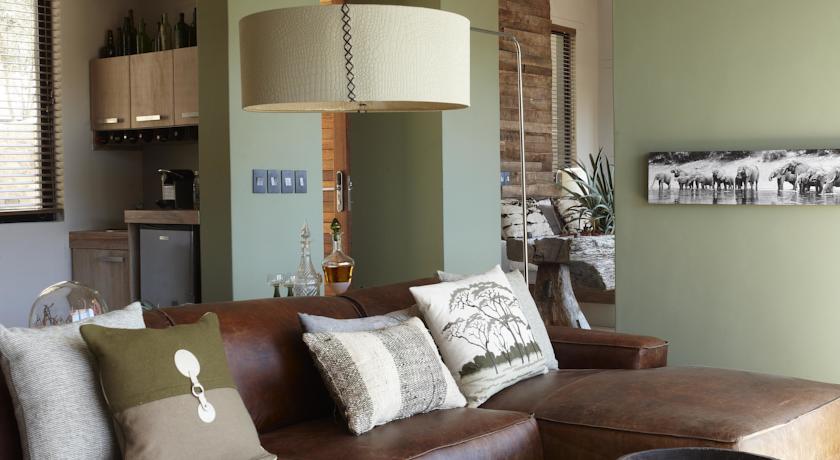 Imagen de la habitación del Hotel The Olive Exclusive All-suite. Foto 12