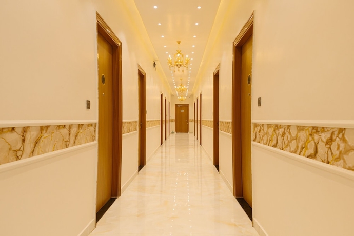Imagen de los interiores del Hotel The Olive Karnal. Foto 8