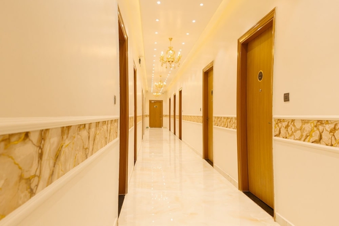 Imagen de los interiores del Hotel The Olive Karnal. Foto 9