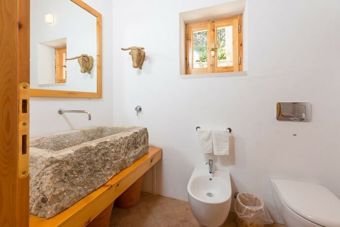 Imagen general del Hotel The Olive Press - Agni Bay Large Private Pool Walk to Beach Sea Views A C Wifi Car Not Require - 231. Foto 2