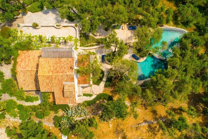 Imagen general del Hotel The Olive Press - Agni Bay Large Private Pool Walk to Beach Sea Views A C Wifi Car Not Require - 231. Foto 8
