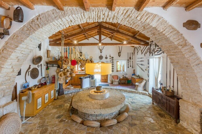 Imagen general del Hotel The Olive Press - Agni Bay Large Private Pool Walk to Beach Sea Views A C Wifi Car Not Require - 231. Foto 17