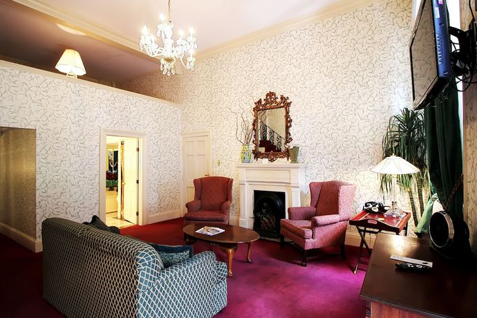 Imagen de la habitación del Hotel The Olivier House. Foto 16