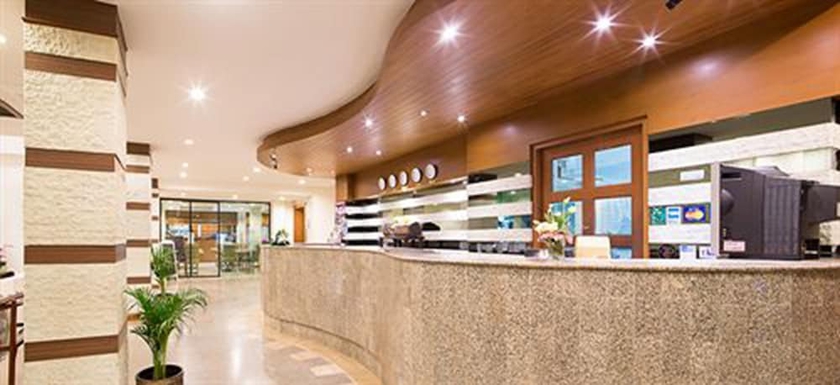 Imagen de los interiores del Hotel The One Bay Breeze Pattaya. Foto 16