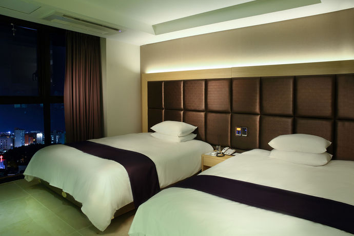 Imagen de la habitación del Hotel The One, Jeju. Foto 9
