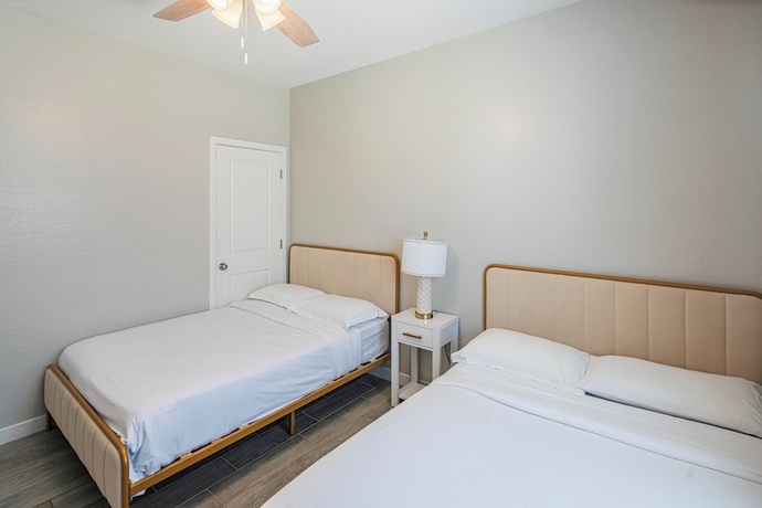 Imagen de la habitación del Hotel The One Luxury Stay with Pool and Gym. Foto 7