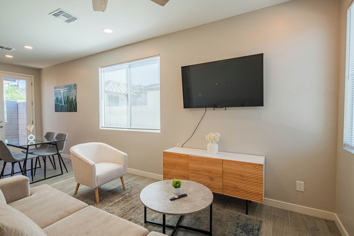 Imagen de la habitación del Hotel The One Luxury Stay with Pool and Gym. Foto 15