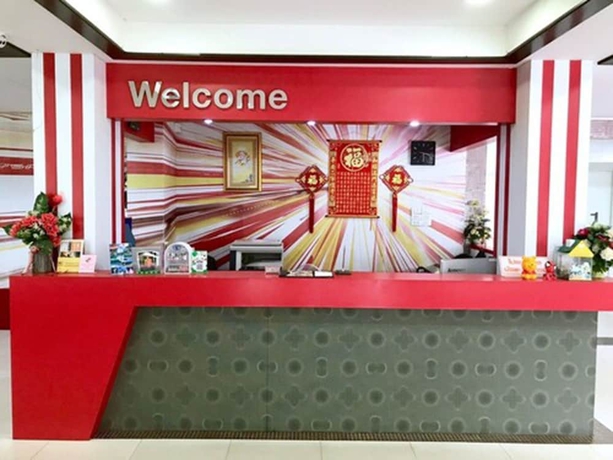 Imagen de los interiores del Hotel The One, Surat Thani. Foto 14