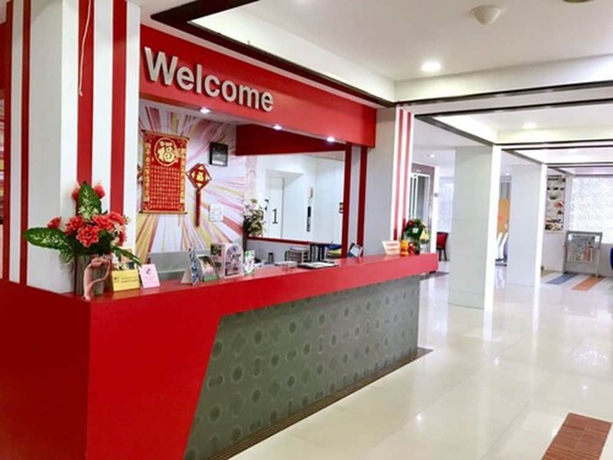 Imagen de los interiores del Hotel The One, Surat Thani. Foto 15