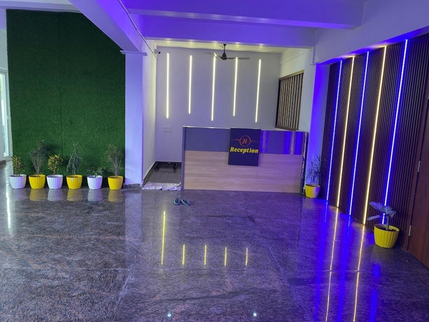 Imagen de los interiores del Hotel The Opal. Foto 12