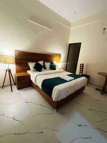 Imagen de la habitación del Hotel The Opal. Foto 4