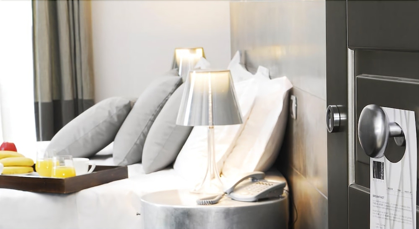 Imagen de la habitación del Hotel The Opera. Foto 3