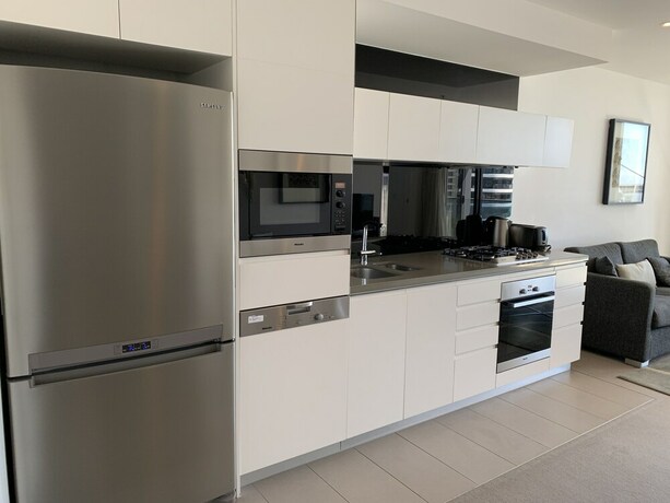 Imagen de la habitación del Hotel The Oracle Broadbeach 906. Foto 28