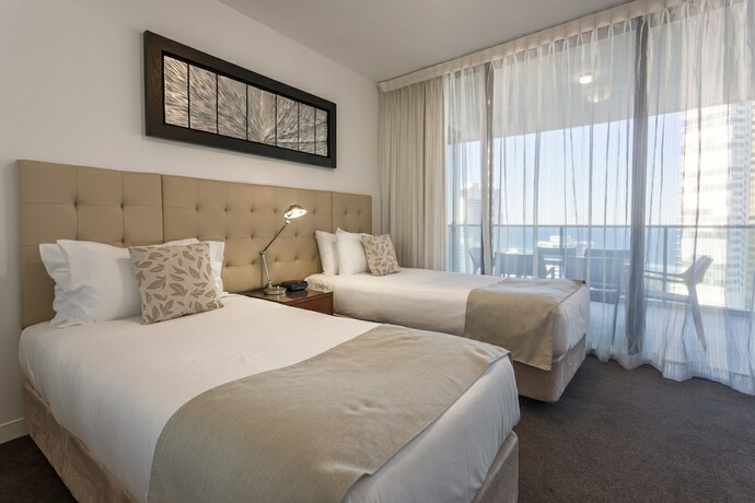 Imagen general del Hotel The Oracle Resort Broadbeach - Gclr. Foto 5