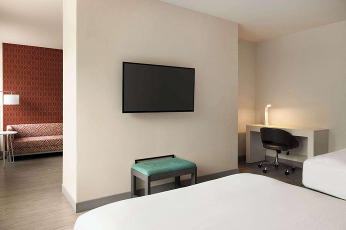 Imagen de la habitación del Hotel The Orbit Hotel, Trademark Collection by Wyndham. Foto 9