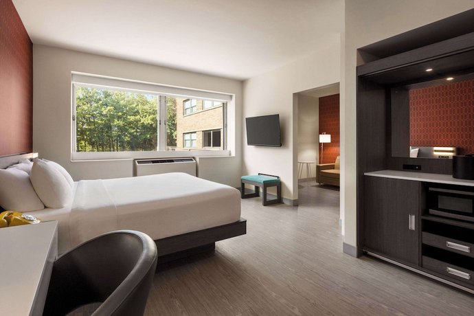 Imagen de la habitación del Hotel The Orbit Hotel, Trademark Collection by Wyndham. Foto 10