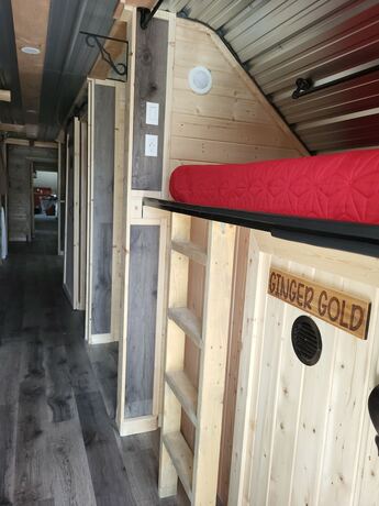 Imagen general del Hotel The Orchard Hostel Private Bunks. Foto 12