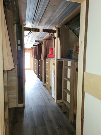 Imagen general del Hotel The Orchard Hostel Private Bunks. Foto 14