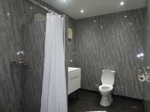 Imagen de la habitación del Hotel The Orchid Beach Resort At Vip Resort. Foto 3