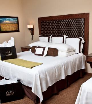 Imagen de la habitación del Hotel The Oread Lawrence, Tapestry Collection By Hilton. Foto 5