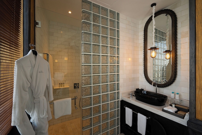 Imagen de la habitación del Hotel The Orient Jakarta, A Royal Hideaway. Foto 13