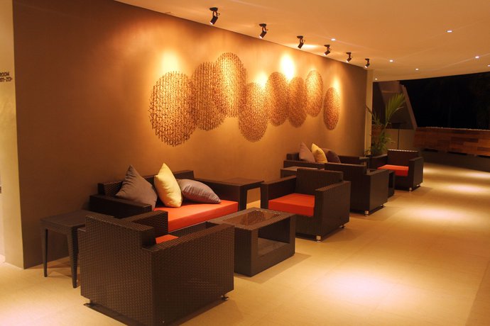 Imagen de los interiores del Hotel The Oriental Bataan. Foto 16