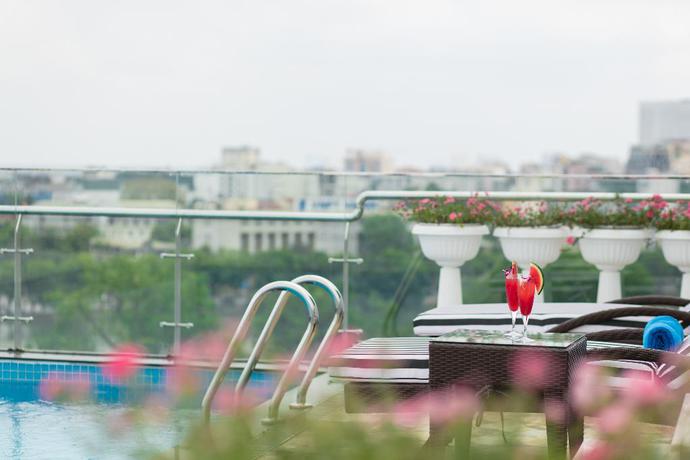 Imagen de la piscina del Hotel The Oriental Jade. Foto 19