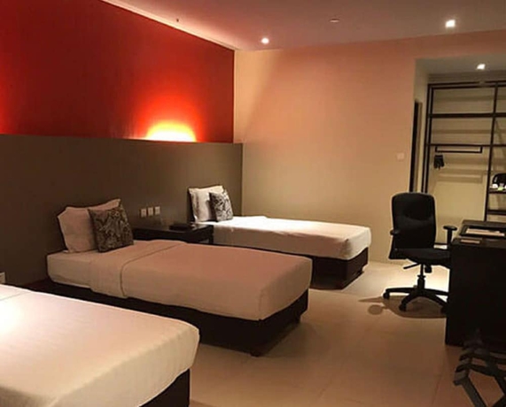Imagen de la habitación del Hotel The Oriental Leyte. Foto 12