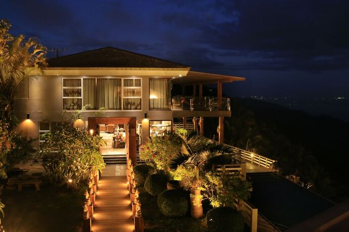 Imagen general del Hotel The Oriental Luxury Suites Tagaytay. Foto 8