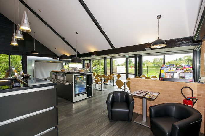 Imagen de los interiores del Hotel The Originals Access, Bordeaux Aéroport. Foto 15