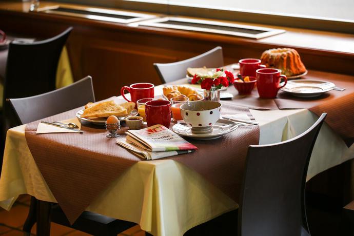 Imagen general del Hotel The Originals Access, Colmar Gare. Foto 4