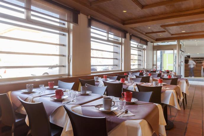 Imagen general del Hotel The Originals Access, Colmar Gare. Foto 9