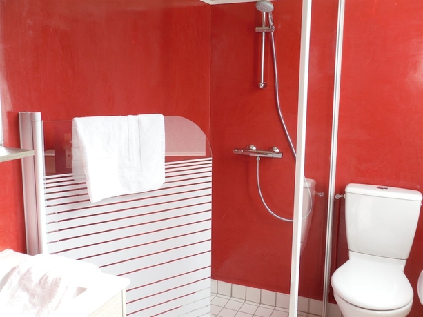 Imagen de la habitación del Hotel The Originals Access, Corinna. Foto 16