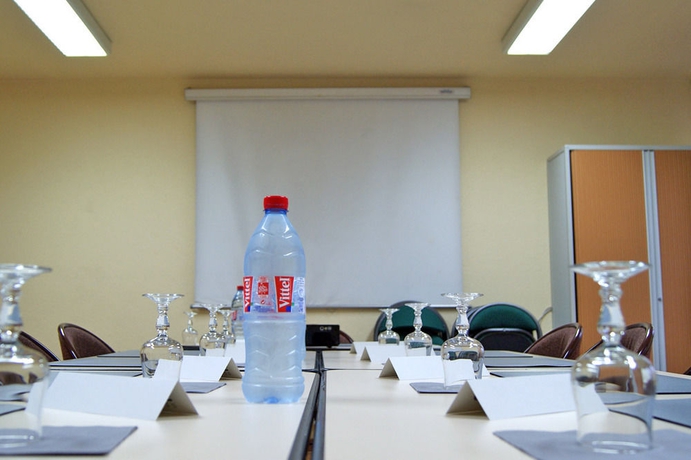 Imagen de los interiores del Hotel The Originals Access, Foix. Foto 11