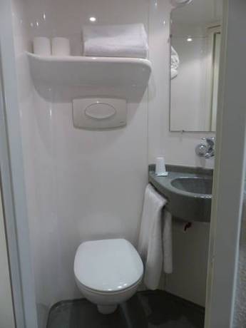 Imagen de la habitación del Hotel The Originals Access, H&ocirc;tel Moustache, SeclinFoxotel. Foto 8