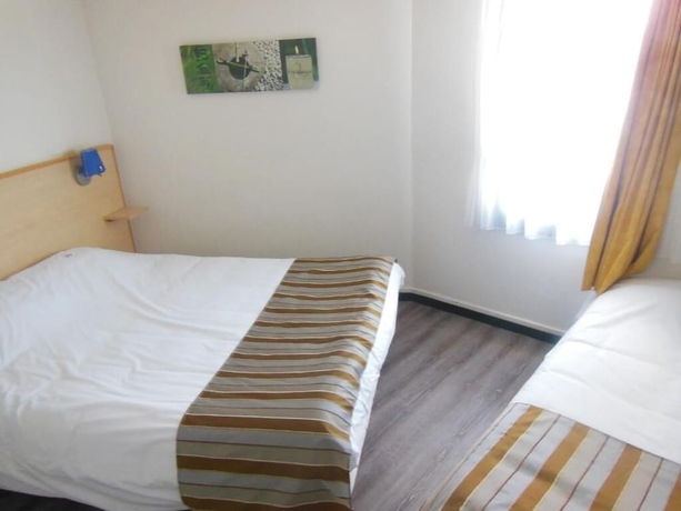 Imagen de la habitación del Hotel The Originals Access, Le Beaulieu. Foto 7