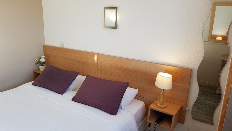 Imagen de la habitación del Hotel The Originals Access, Les Iris. Foto 10